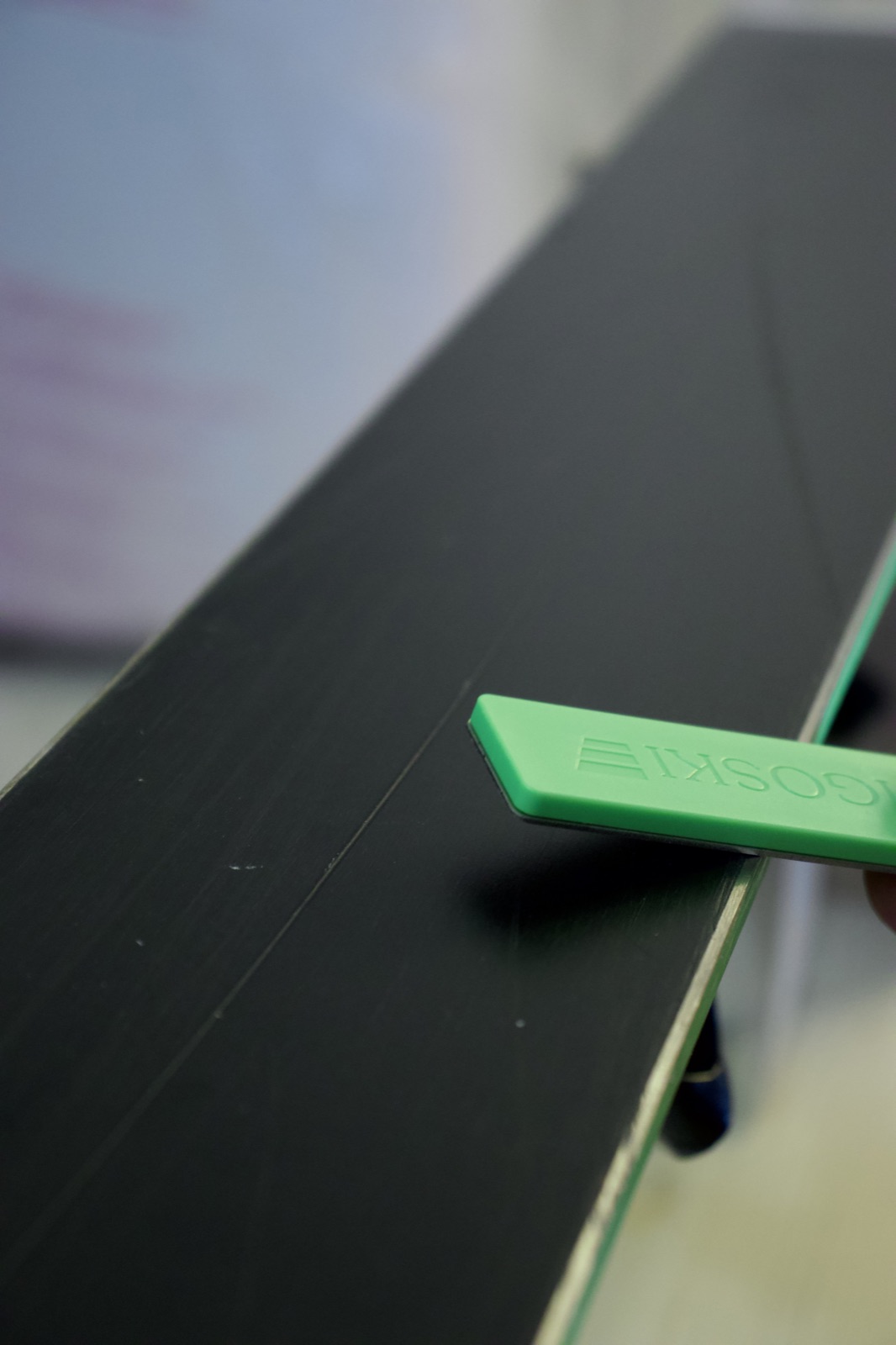 Ceramic disc edge sharpening, done wherever you are